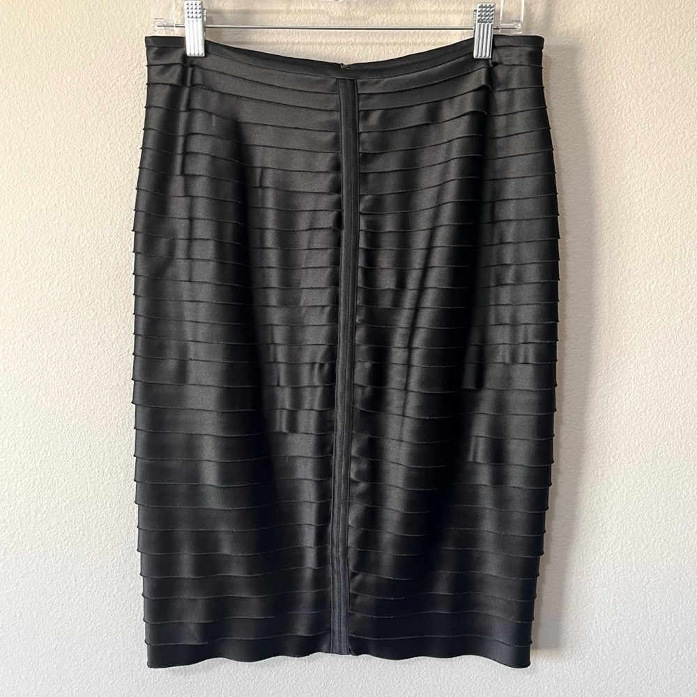TADASHI SHOJI Black Satin Tiered Shutter Pleated Pencil Skirt Size 10 Vintage